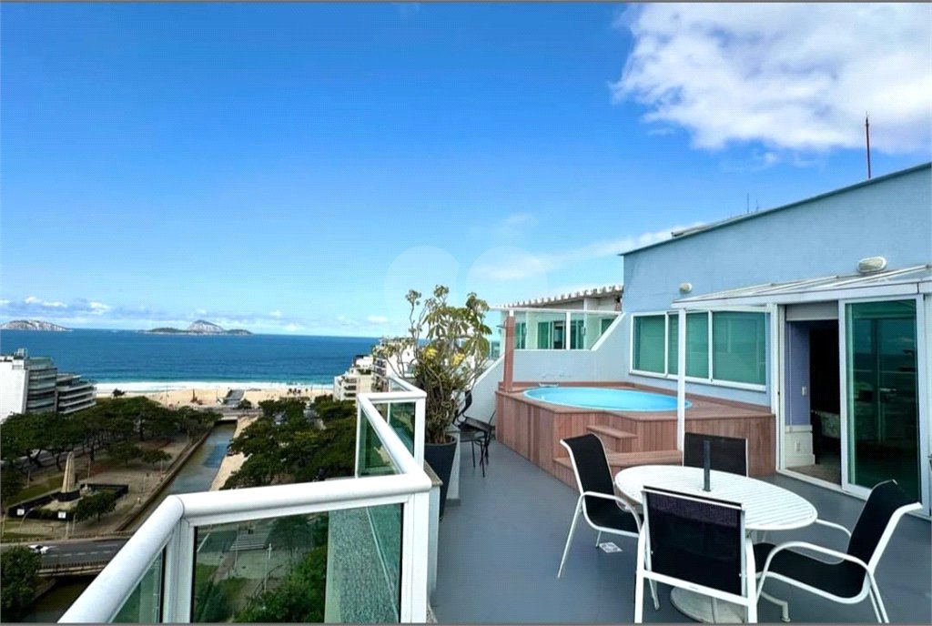 Duplex à venda com 3 quartos, sendo 1 suíte, em Leblon, Rio de Janeiro, RJ