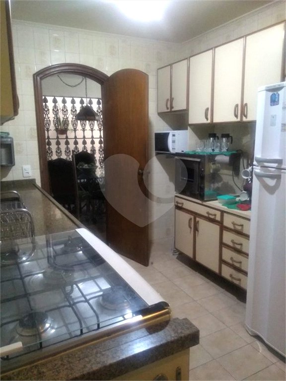 Casa à venda com 3 quartos, sendo 1 suíte, em Parque Continental, São Paulo, SP