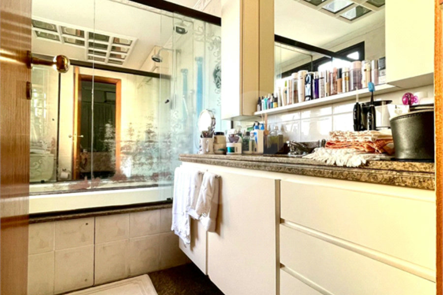 Apartamento à venda com 6 suítes em Santana, São Paulo, SP