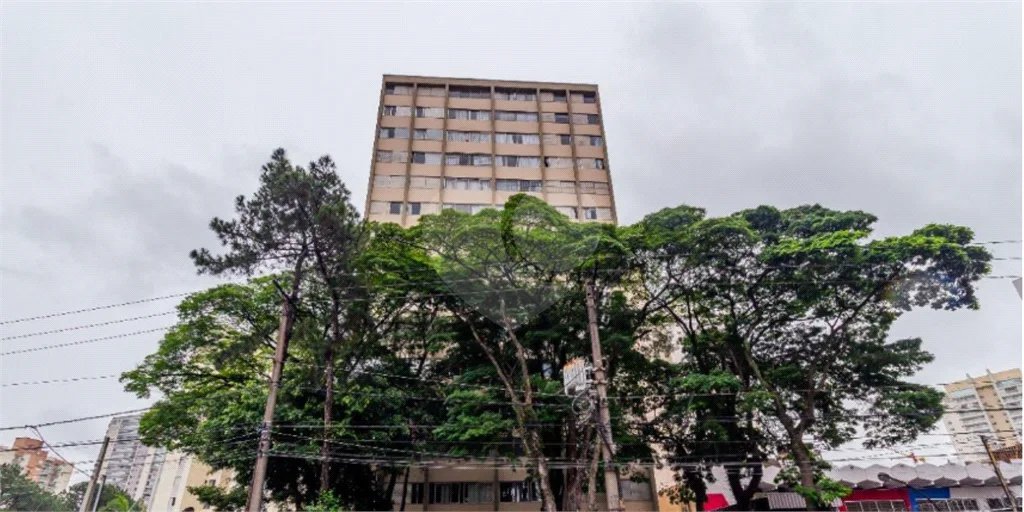 Apartamento na Região do Ipiranga à 8 Minutos do Metrô com 2 Dormitórios .
