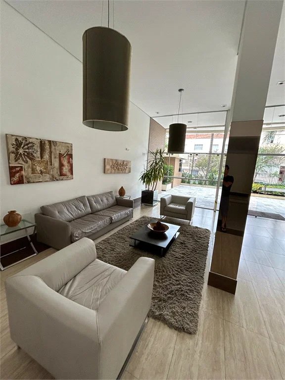 Apartamento à venda com 2 quartos, sendo 1 suíte,  em Vila Romana, São Paulo, SP