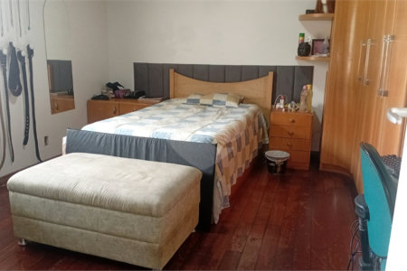 Casa à venda com 4 quartos, sendo 2 suítes, no condomínio Canamari, São Paulo - SP