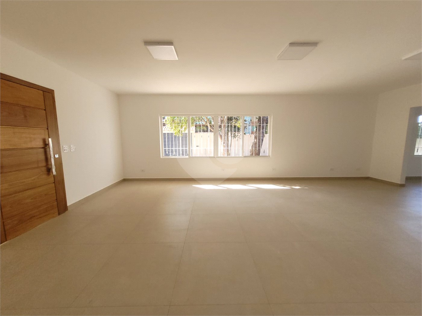 Casa Térrea à venda ou para alugar com 4 quartos, sendo 3 suítes,  em Horto Florestal, São Paulo, SP