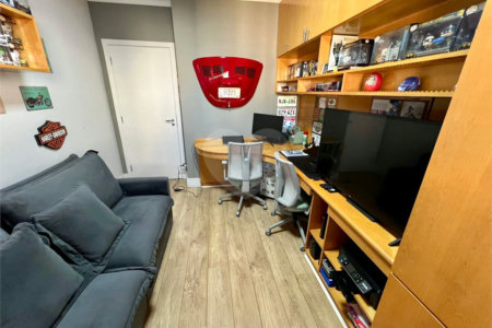 Apartamento à venda com 3 quartos, sendo 2 suítes,  em Vila Suzana, São Paulo, SP
