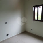 Casa à venda com 3 quartos, sendo 2 suítes, no condomínio Residencial Jardim Lago da Cantareira, Mairiporã - SP