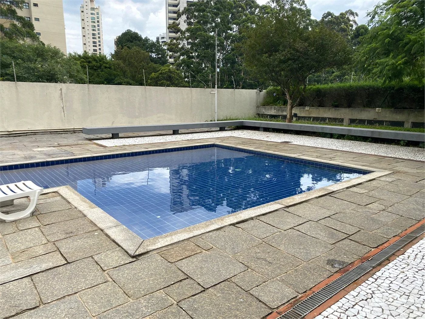 Apartamento à venda com 2 suítes em Morumbi, São Paulo, SP