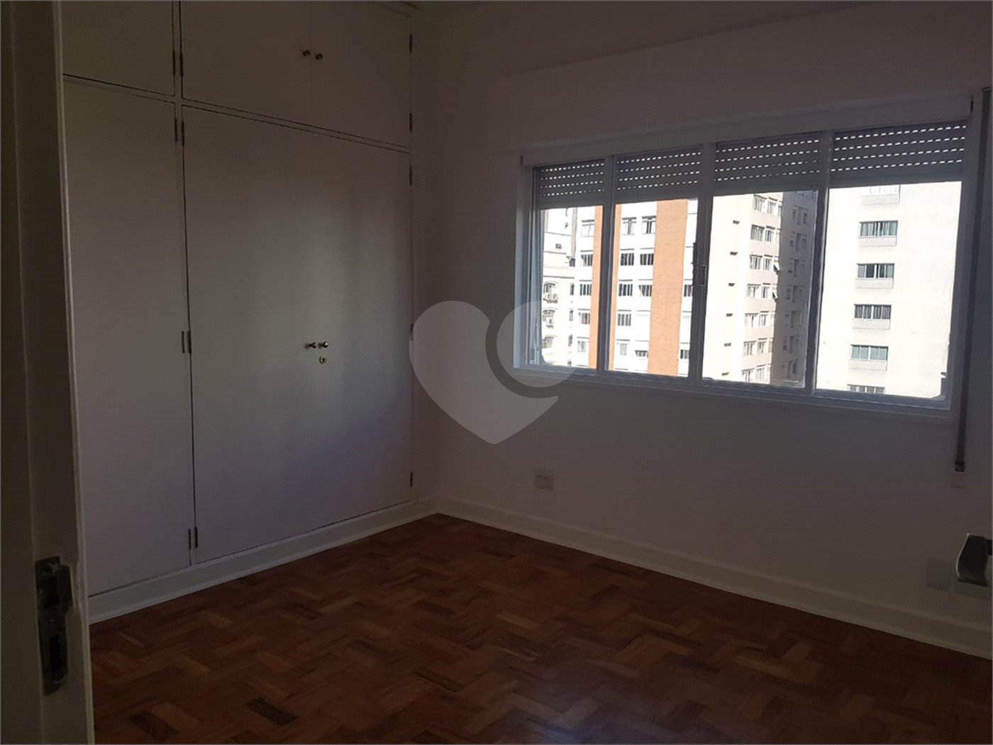 Apartamento à venda com 3 quartos, sendo 1 suíte, em Jardim Paulista, São Paulo, SP