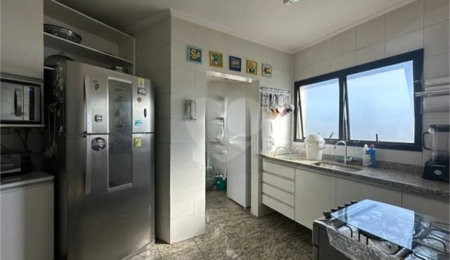 Apartamento para alugar com 3 quartos, sendo 1 suíte,  em Vila Andrade, São Paulo, SP