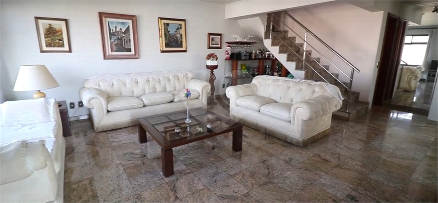 Cobertura à venda ou para alugar com 4 quartos, sendo 2 suítes, em Santana, São Paulo, SP