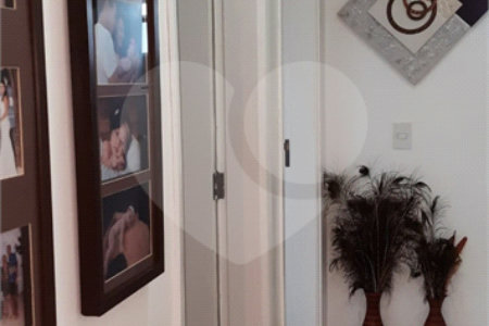 Apartamento à venda com 3 quartos, sendo 1 suíte,  em Vila Pagano, Valinhos, SP