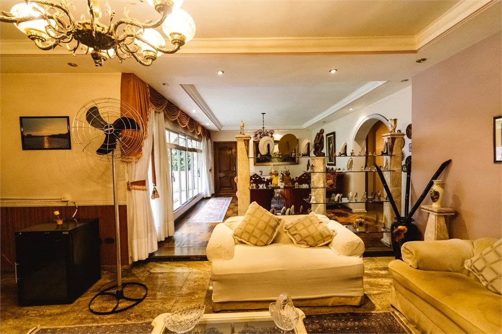 Casa à venda ou para alugar com 4 quartos, sendo 2 suítes, em Bela Aliança, São Paulo, SP