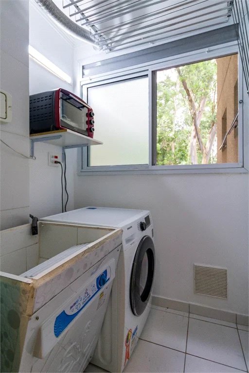 Apartamento à venda com 2 quartos, sendo 1 suíte,  em Vila Andrade, São Paulo, SP