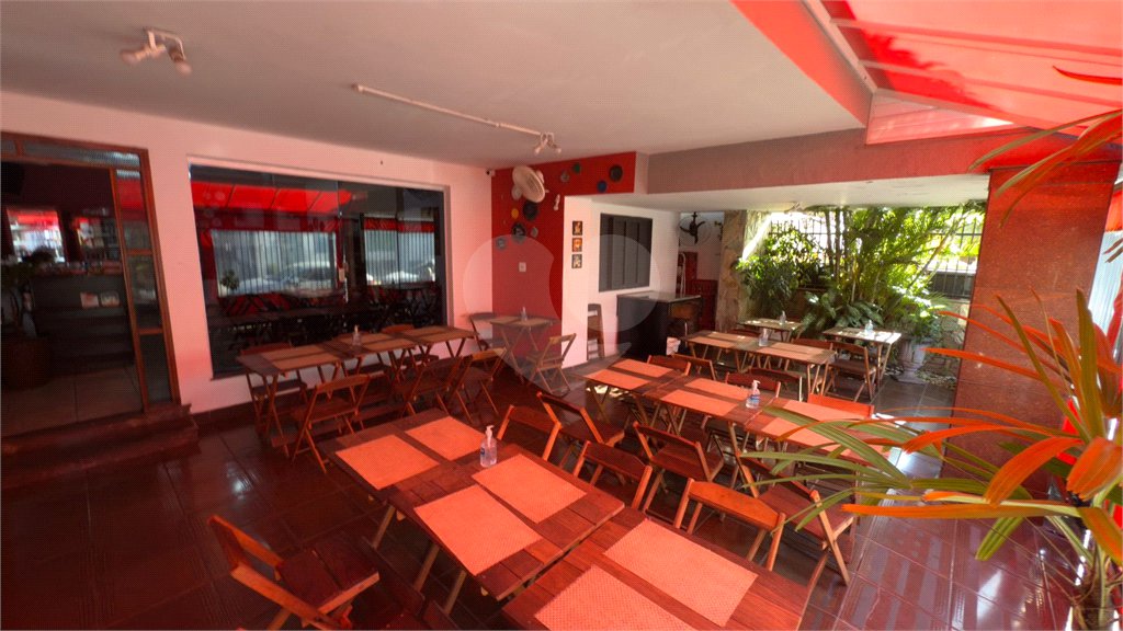 Casa à venda com 3 suítes em Vila Leão, Sorocaba, SP