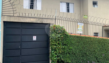 Sobrado à venda com 4 quartos, sendo 1 suíte,  em Horto, São Paulo, SP