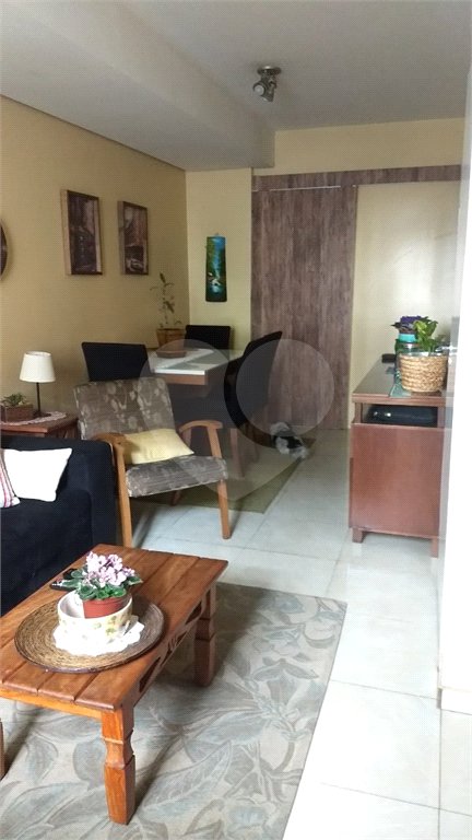 Casa à venda com 3 quartos, sendo 1 suíte, no condomínio Inter Ville Condominium House, São Paulo - SP