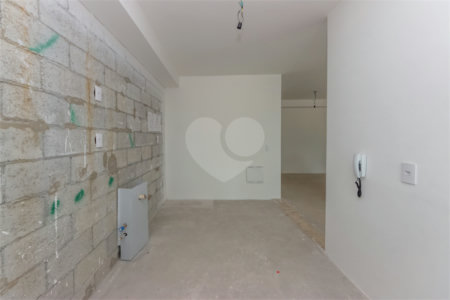 Apartamento à venda com 3 suítes em Vila Gomes Cardim, São Paulo, SP