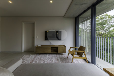 Apartamento à venda ou para alugar com 1 suíte em Jardim das Bandeiras, São Paulo, SP