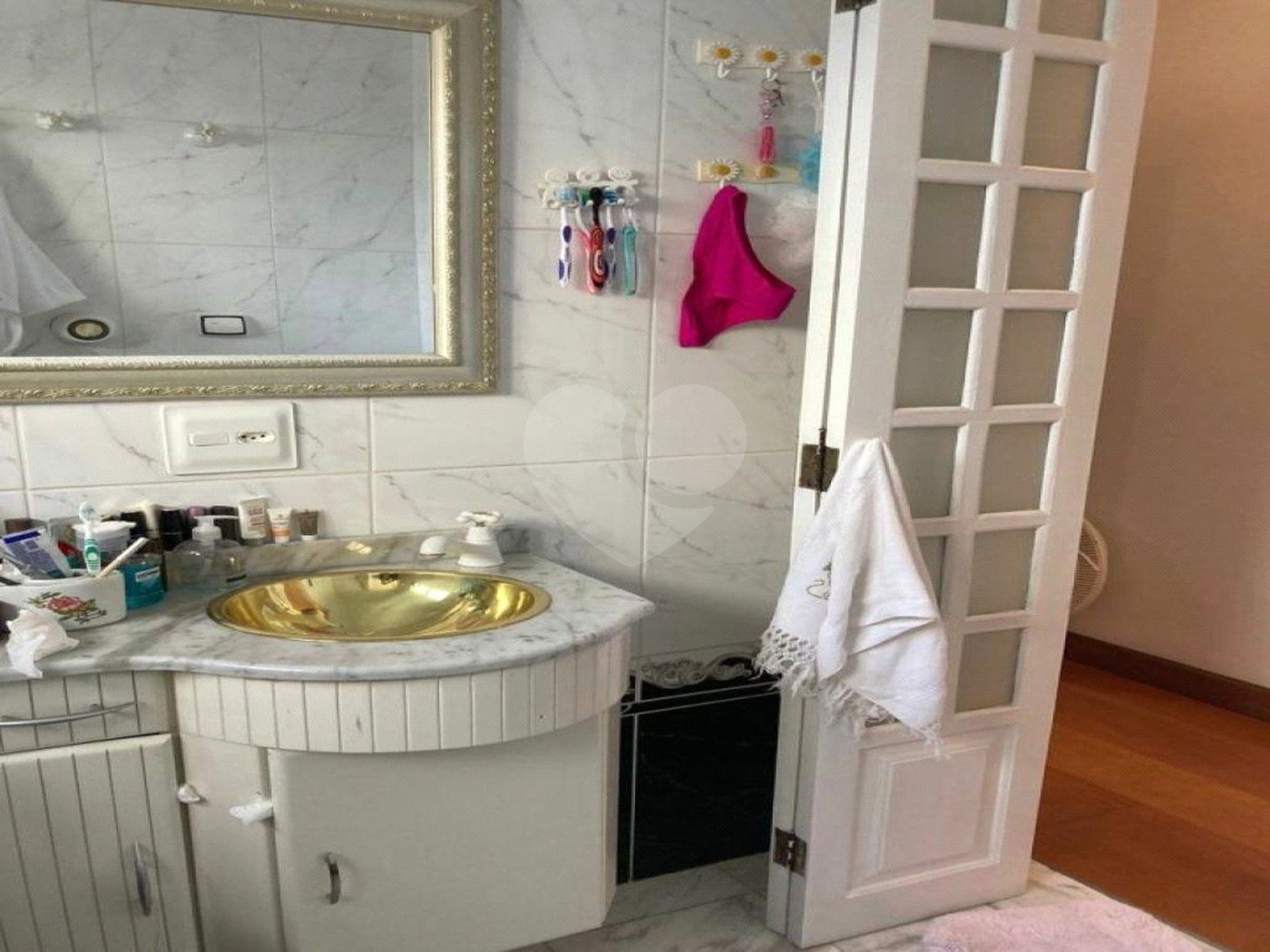 Casa à venda com 3 quartos, sendo 1 suíte, em Vila Mascote, São Paulo, SP