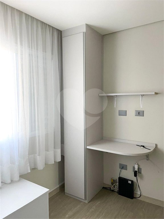 Sobrado à venda com 3 quartos, sendo 1 suíte, em Vila Nivi, São Paulo, SP