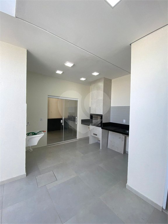 Casa à venda com 3 quartos, sendo 1 suíte, no condomínio Horto Florestal Villagio, Sorocaba - SP