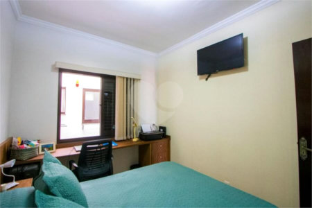 Apartamento à venda com 3 quartos, sendo 1 suíte, em Vila Assunção, Santo André, SP