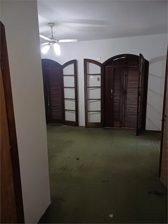 Sobrado à venda ou para alugar com 5 quartos, sendo 1 suíte,  em Vila Ida, São Paulo, SP