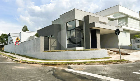 Casa à venda com 3 suítes no condomínio Residencial Le France, Sorocaba - SP