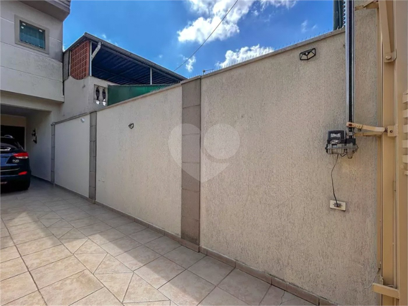 Sobrado à venda com 3 quartos, sendo 1 suíte, em Vila Mangalot, São Paulo, SP