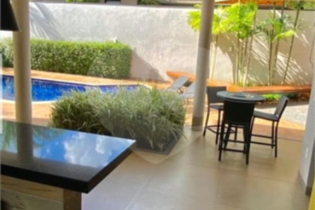 Casa à venda com 4 quartos, sendo 3 suítes, em Residencial Portal dos Oitis, Araraquara, SP