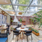 Casa à venda com 4 suítes no condomínio Vila Inglesa, São Paulo - SP