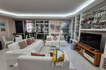 Apartamento à venda com 4 quartos, sendo 2 suítes,  em Tijuca, Rio de Janeiro, RJ