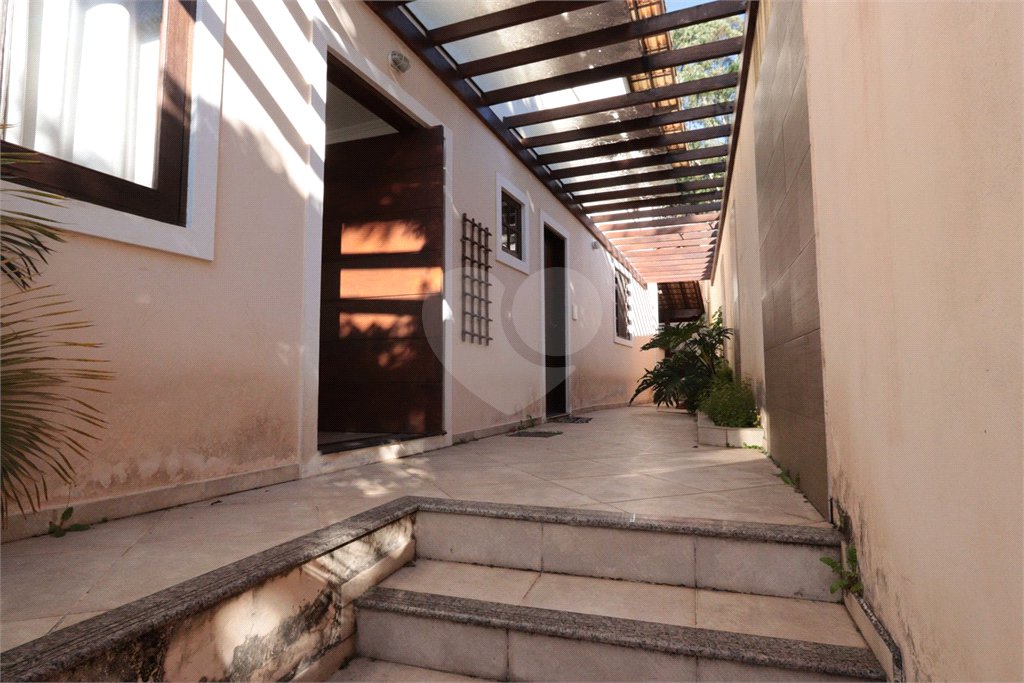 Casa à venda com 4 quartos, sendo 1 suíte, em Jardim Villaça, São Roque, SP