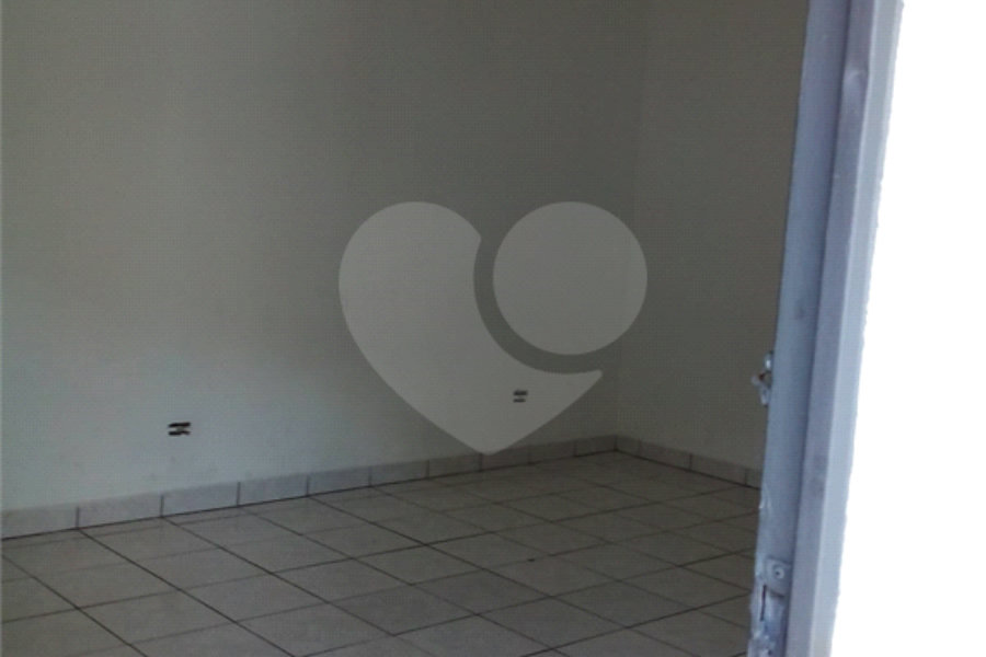Sobrado à venda com 1 quarto em Tremembé, São Paulo, SP