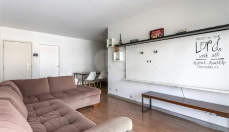 Apartamento à venda com 3 quartos, sendo 1 suíte, em Santo Amaro, São Paulo, SP