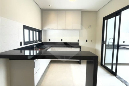 Casa à venda com 3 quartos, sendo 1 suíte, no condomínio Park Gran Reserve, Indaiatuba - SP