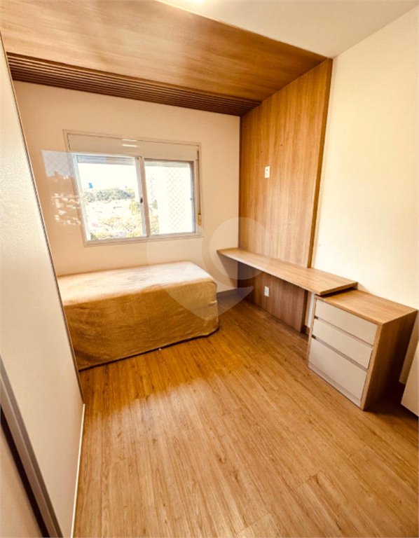 Apartamento à venda com 3 quartos, sendo 1 suíte,  em Jardim Vazani, São Paulo, SP