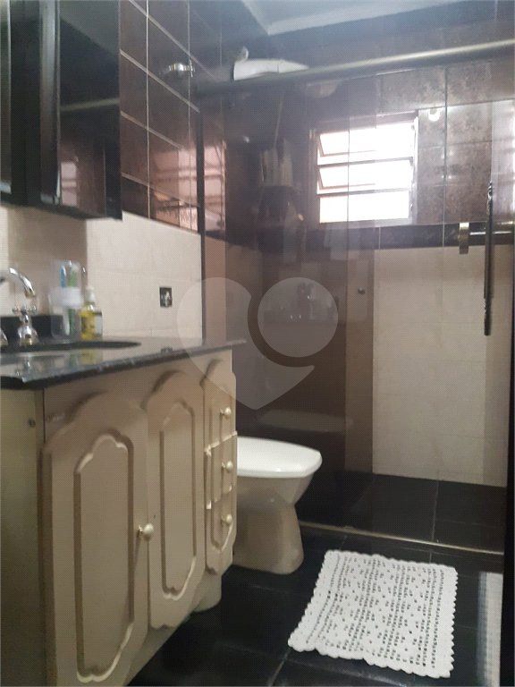 Sobrado à venda com 5 quartos, sendo 3 suítes, em Horto, São Paulo, SP