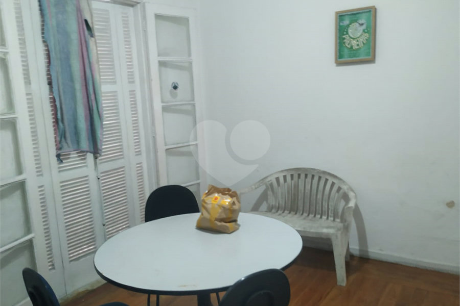 Casa à venda com 7 quartos, sendo 1 suíte, em Santana, São Paulo, SP