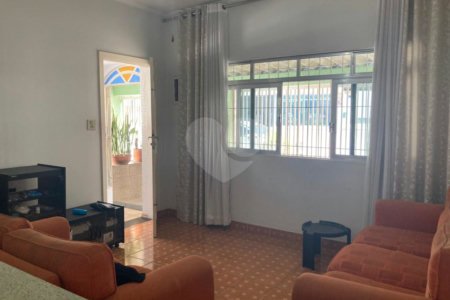 Casa à venda com 3 quartos em Vila Ipojuca, São Paulo, SP
