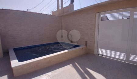 Casa Térrea à venda com 2 quartos, sendo 1 suíte,  em Florida Mirim, Mongaguá, SP