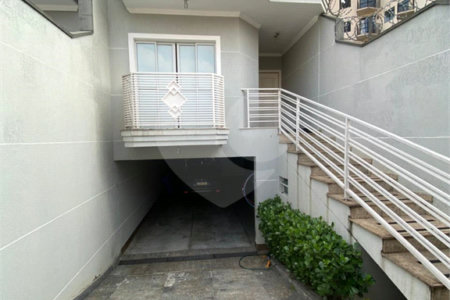 Sobrado à venda com 3 suítes em Vila Mariza Mazzei, São Paulo, SP