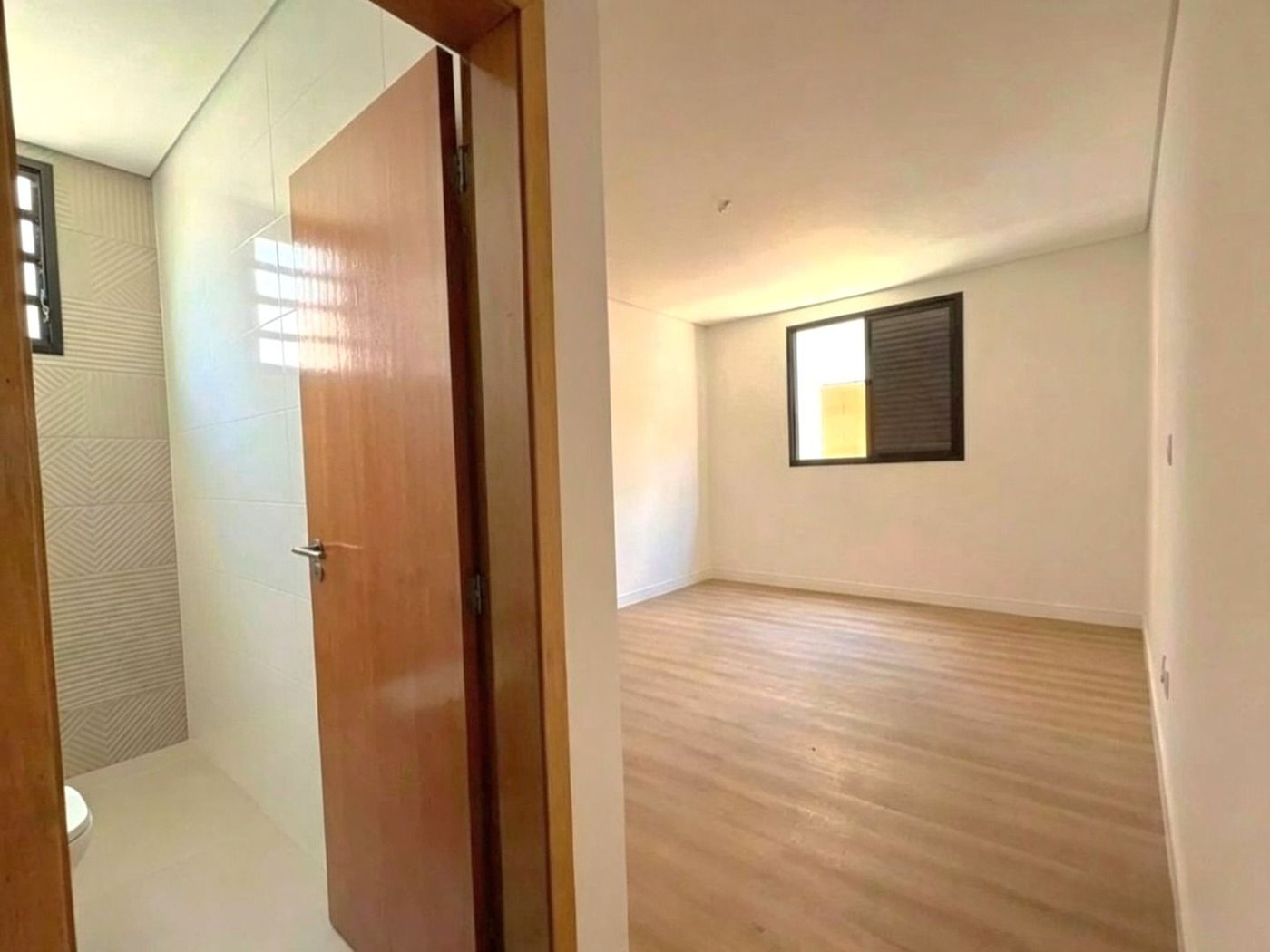Sobreposta Alta à Venda na Aparecida em Santos | 3 Suítes | Piscina | Salão de Festas | 2 Vagas | 202 m²