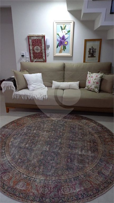 Casa à venda com 3 suítes no condomínio Residencial Marchant Buarque, Atibaia - SP