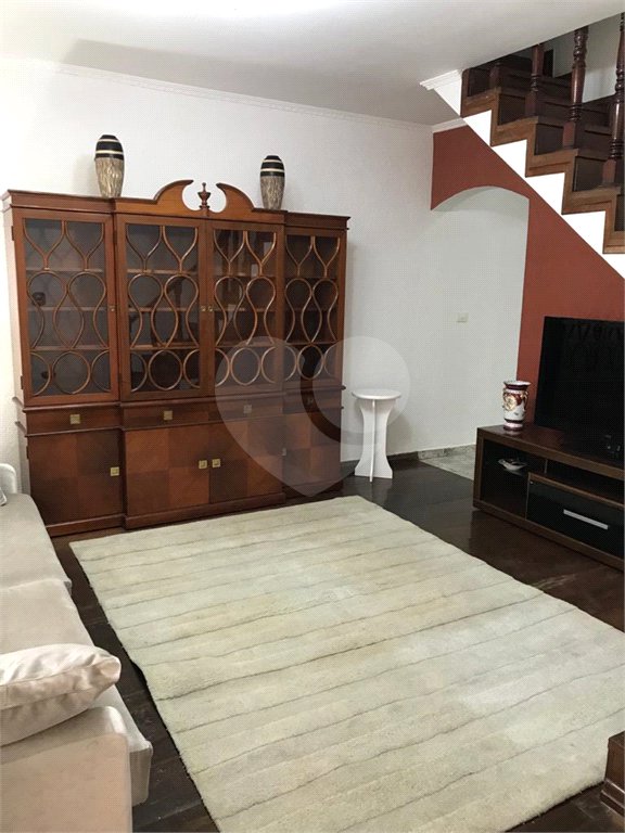 Sobrado à venda com 3 quartos, sendo 1 suíte, em Jardim Mauá, Mauá, SP