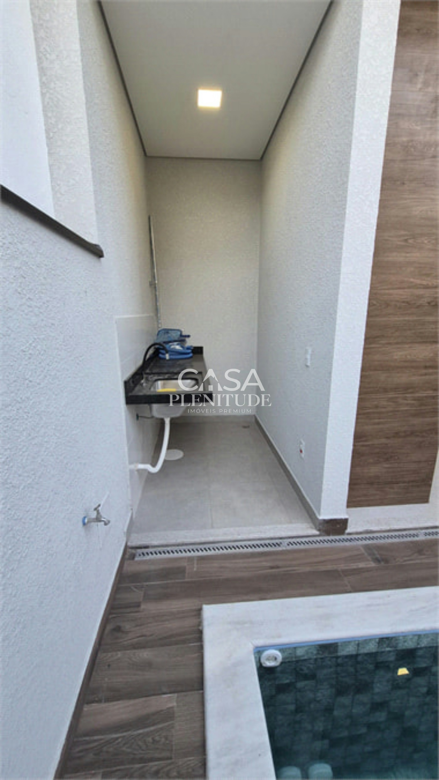 Casa em condomínio à venda com 3 quartos, sendo 1 suíte,  em Cajuru do Sul, Sorocaba, SP