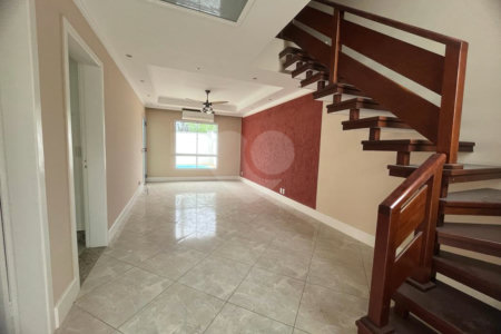 Casa à venda com 3 quartos, sendo 1 suíte, no condomínio Villagio DI Lucca, Sorocaba - SP