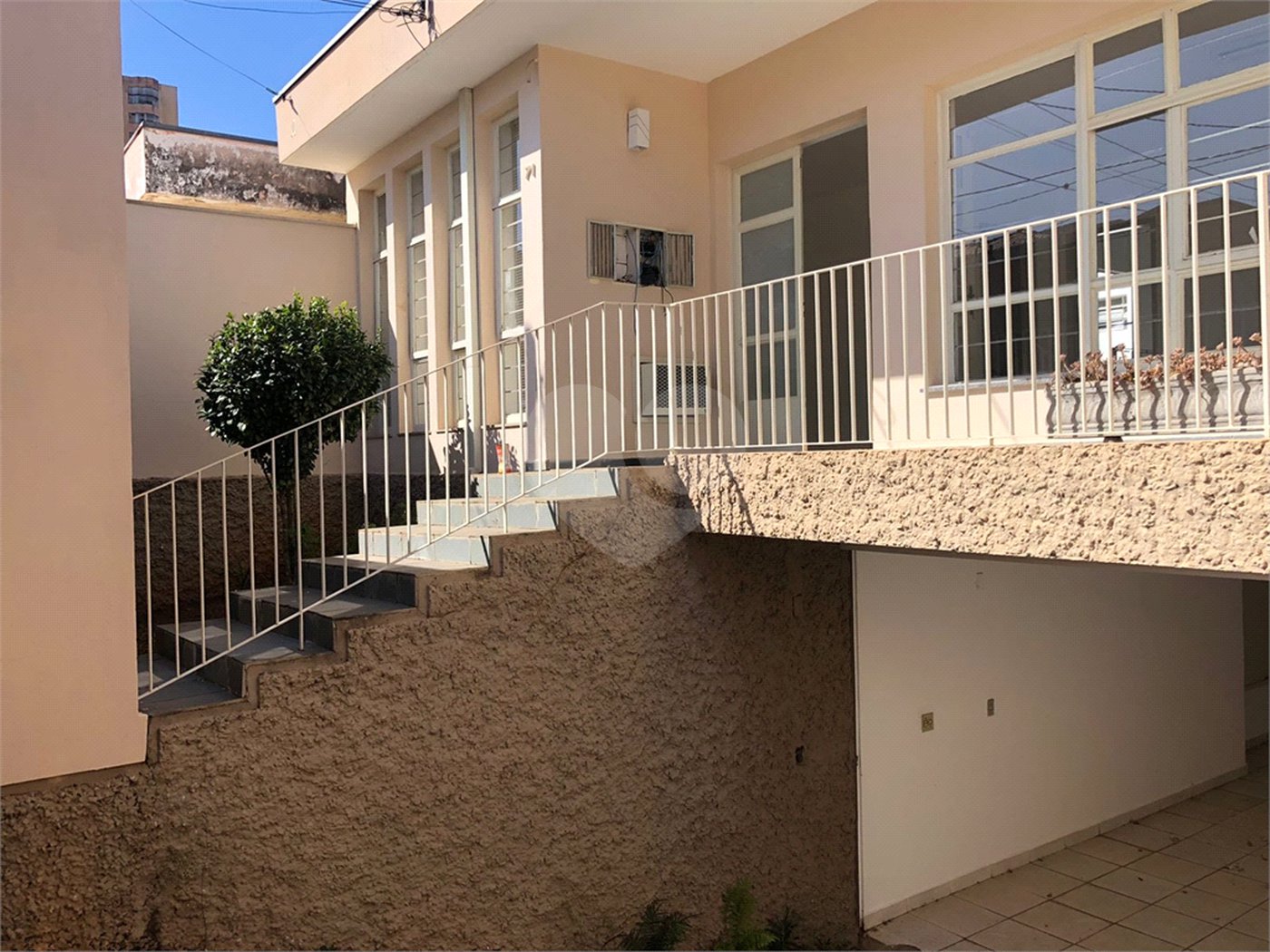 Casa à venda com 4 quartos, sendo 1 suíte,  em Vila Maria, Itapetininga, SP