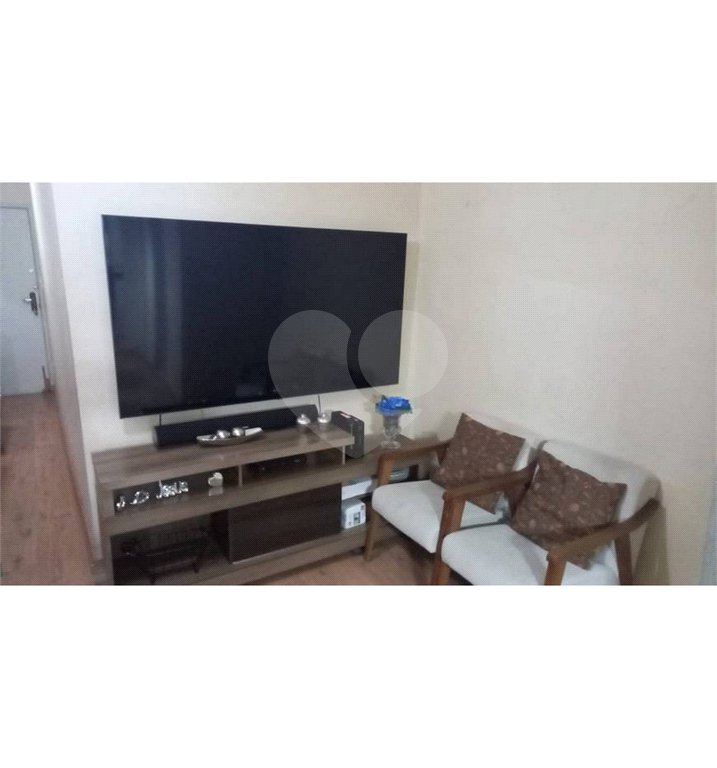 Apartamento à venda com 2 quartos, sendo 1 suíte, em Pinheiros, São Paulo, SP