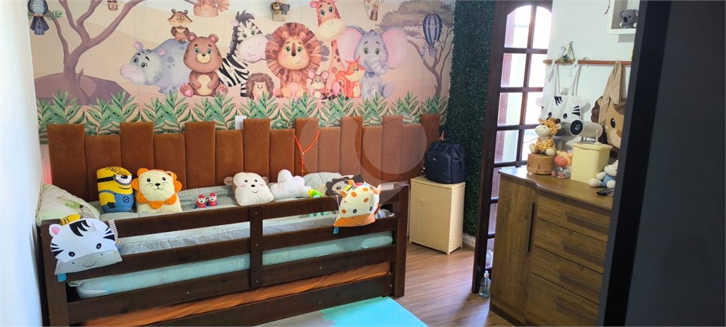 Sobrado à venda com 3 quartos, sendo 1 suíte, em Jardim Taboão, São Paulo, SP