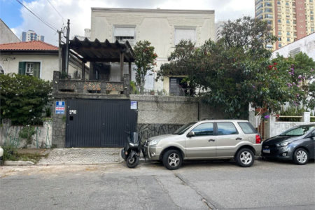 Sobrado à venda com 3 quartos, sendo 1 suíte, em Jardim São Paulo(zona Norte), São Paulo, SP